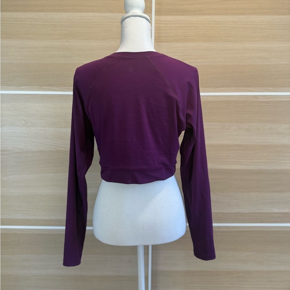 Athleta Crop Rash Guard - Picture 7 of 10